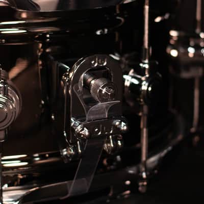 DW 14" x 6.5" Design Series Black Nickel Over Brass Snare Drum image 4