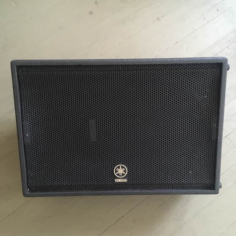 Yamaha CM15V 15" Club Concert Series Monitor image 1