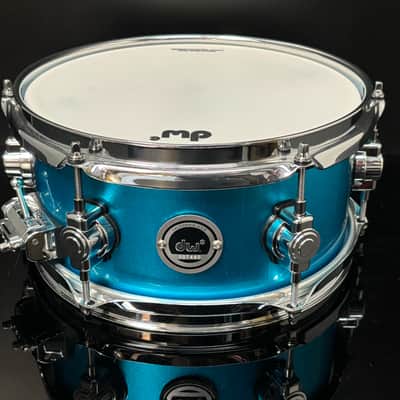 Unplayed DW DWe 10x5  Side Snare Bundle + Clamp  Laser Blue image 1