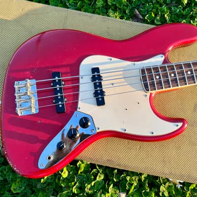 Fender Collector Series Dakota Red Jazz Bass Guitar 1981-1983 image 4