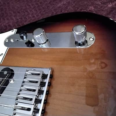 Fender Player Plus Nashville Telecaster with Maple Fretboard 2021 - Present - 3-Color Sunburst image 24