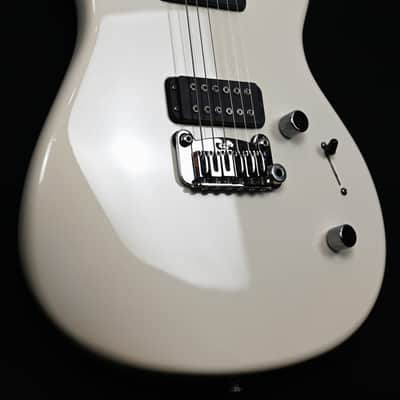 G&L F-100 30th Anniversary from 2011 in White with original Hardcase image 3