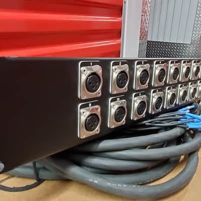 CBI Earsplitter 16 channel microphone splitter mic split image 2