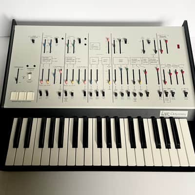 Korg ARP Odyssey White FS Rev 1 37-Key Duophonic Analog Synthesizer with Korg SQ-1 sequencer image 2
