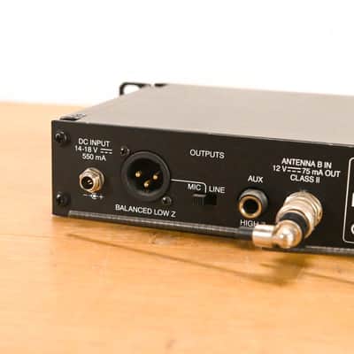 Shure ULXP24/BETA87A Handheld Wireless System - M1 Band NO POWER SUPPLY CG01YEA image 7