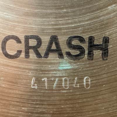 Paiste 18" 2002 Crash Cymbal 1974 - Black Label - Rare version with Big Beat hammering - VIDEO image 8