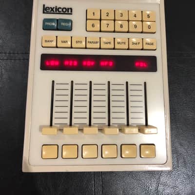 Lexicon 224XL Digital Reverberator with LARC Remote 1980s - Black / White Remote image 5