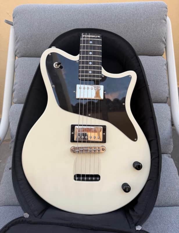 Ciari Ascender Standard 2024 - White image 1