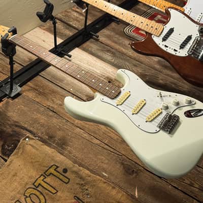 Squier Wayne's World Stratocaster 1992 - Arctic White image 12