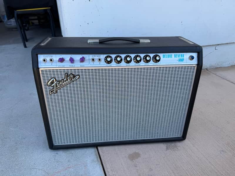 Fender '68 Custom Deluxe Reverb 2-Channel 22-Watt 1x12" Guitar Combo