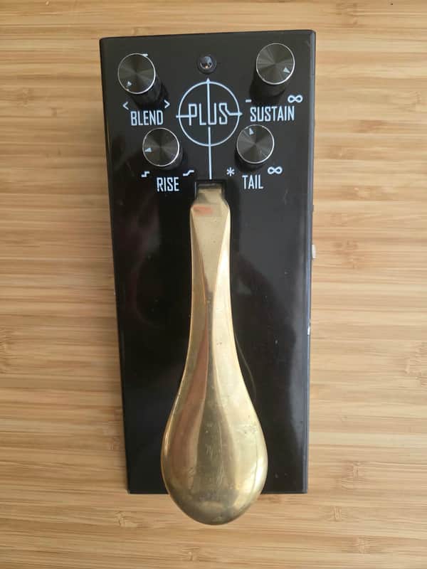 Gamechanger Audio Plus Sustain Pedal 2010s - Black Bild 1