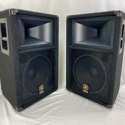 Yamaha S112V 2-Way 12