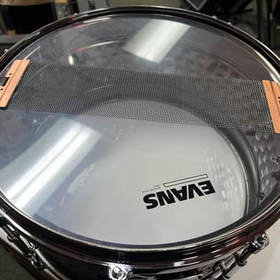 Crush Hybrid 14 x 7" Hammered Brass/Steel Snare Drum image 6