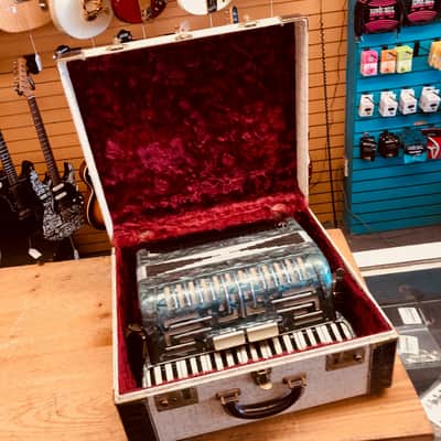 Silvio Soprani 41/120 Petite Piano Key Accordion w/Case image 5