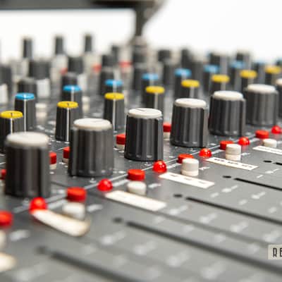 Studer 961 10/2 Analog Mixing Console image 9