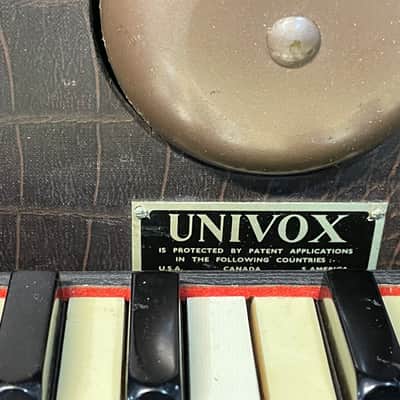 Jennings Univox 1950’s valve synthesizer image 4