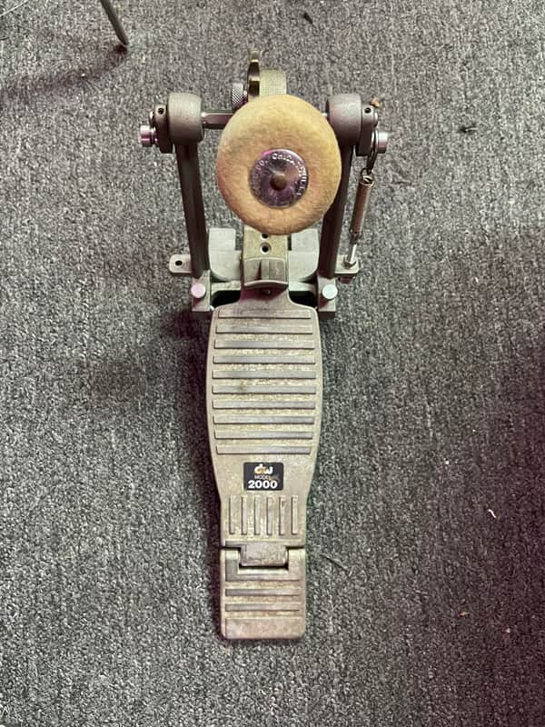DW Model 2000 Bass Drum Pedal (Pre-owned) image 1