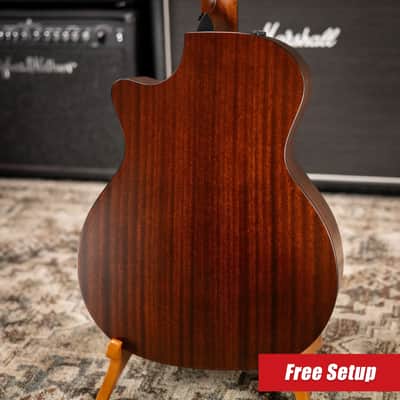 Taylor 314ce-N Nylon Grand Auditorium Acoustic/Electric Guitar with Hardshell Case image 2
