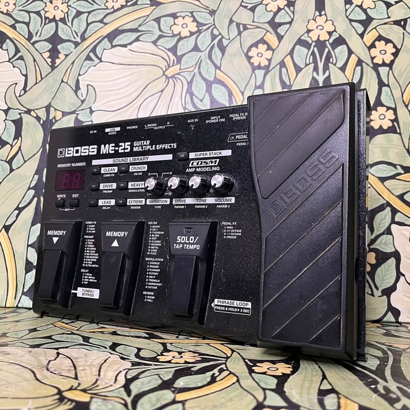 Boss ME-25 Multi Effects | Reverb