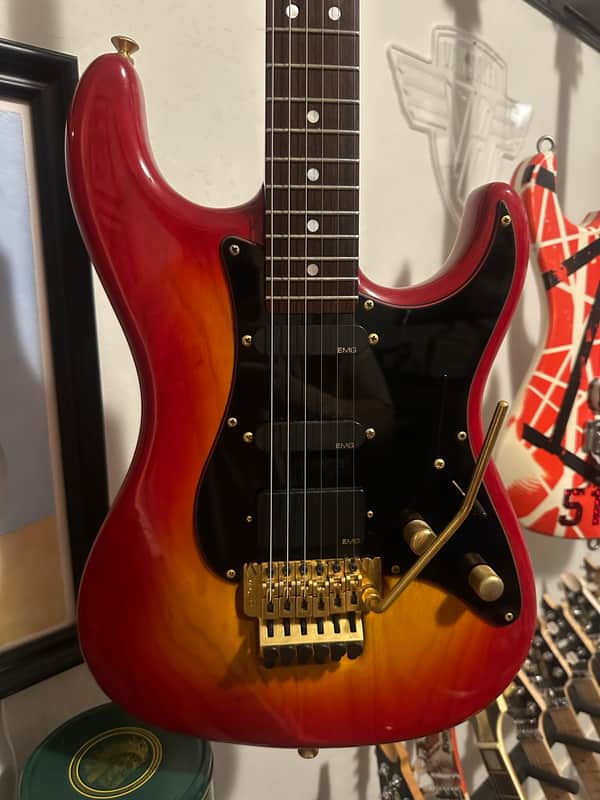 Valley Arts M Series (Steve Lukather) 1990 - Cherry burst image 1