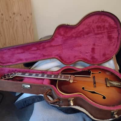 Gibson L5 archtop guitar, sunburst, 1947 image 18