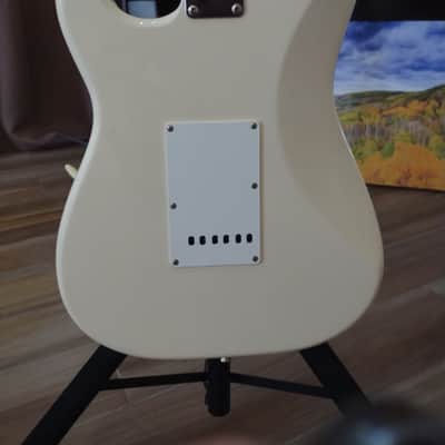 Fender JV Modified '60s Stratocaster 2022 - 2024 - Olympic White image 4