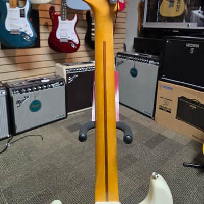 2022 Fender Nile Rodgers Signature Hitmaker Stratocaster - Olympic White image 8