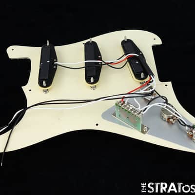 *NEW Wilkinson WOVS LOADED PICKGUARD for Fender Strat Parts Cream 3 Ply 8 Hole image 2
