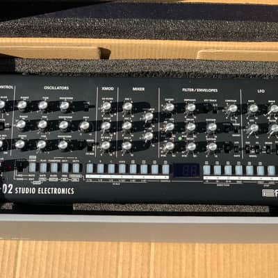 Roland SE-02 Boutique Series Synthesizer Module | Reverb