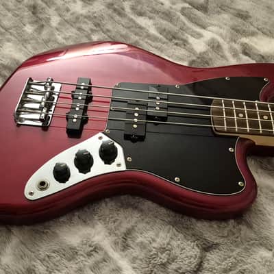 Squier Vintage Modified Jaguar Bass Special SS - 30" Short Scale - Candy Apple Red - 2018 - Black Headstock - 4-String - Fender Gig Bag image 5