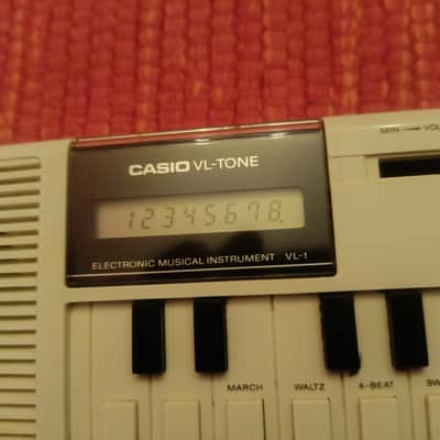Casio VL-1 VL-Tone 29-Key Synthesizer Keyboard 1979 - 1984 - White image 8
