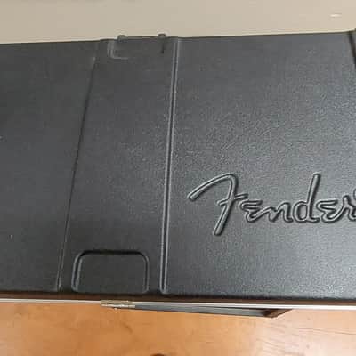 SKB  Fender Stratocaster / Telecaster Case Pre-Owned image 1