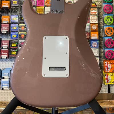 Fender Vintera '60s Stratocaster Modified with Pau Ferro Fretboard - Burgundy Mist Metallic image 4