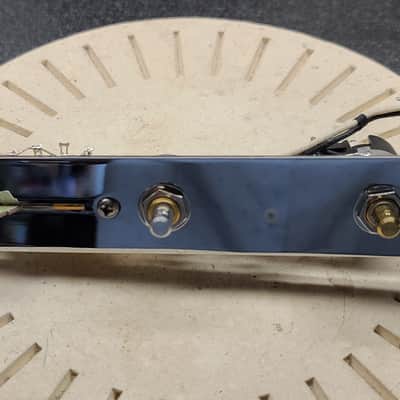 Tribute Telecaster Control Plate / Split-coil Neck Humbucker - Chrome image 3