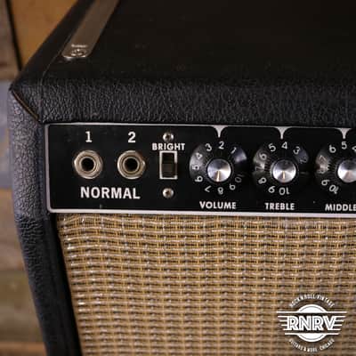 1965 Fender Twin Reverb 2-Channel 85-Watt 2x12" Guitar Combo  Black Panel image 3