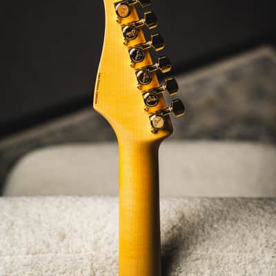 Suhr Classic S Dealer Select Limited Run - Ocean Turquoise Metallic w/White Pearl Pickguard, Match Painted Headstock, Gold Hardware & SSCII System image 6