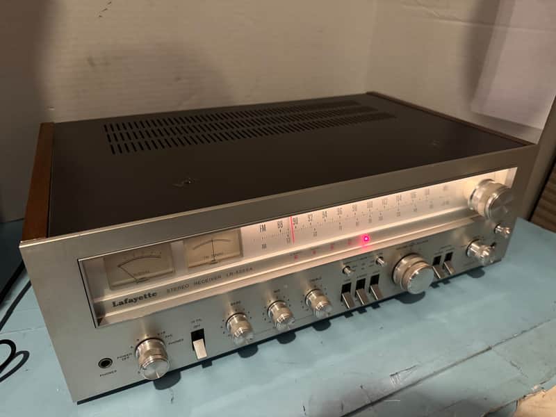 Lafayette LR-5555A Vintage Stereo Receiver Made In Japan Looks & Works Great image 1