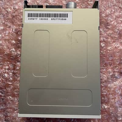 Akai MPC 2000/2000XL Floppy Disk Drive 1997 image 2