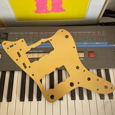Fender 008-0364-000 J. Mascis Jazzmaster Pickguard 1-Ply 2010s - Gold Anodized image 1