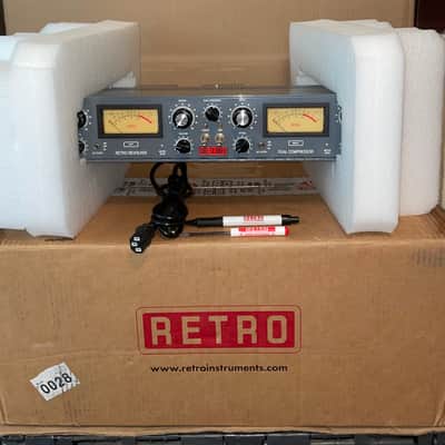 Retro Instruments Revolver Dual Compressor 2018 - 2021 - Gray image 8