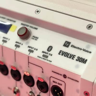 Electro-Voice Evolve 30M Portable Powered Line Array Column Loudspeaker System -White -MINT-IN-BOX!! -dealer image 1