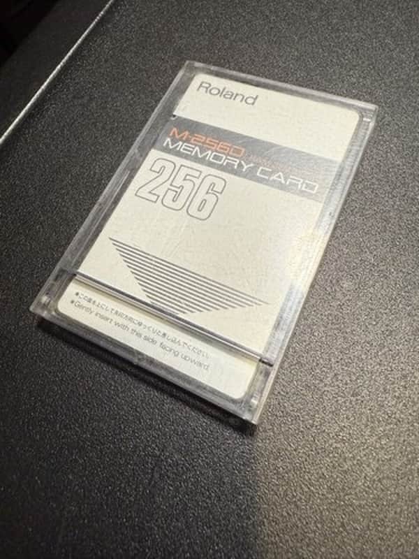 Roland M-256D