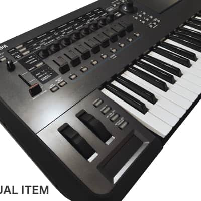 Yamaha Montage 6 Synthesizer Great Condition image 3