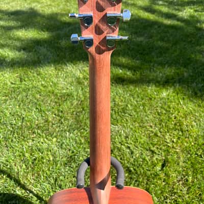 Martin 000X1 - Natural image 5