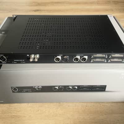 Universal Audio Apollo x16 - Heritage Edition (Thunderbolt 3) Audio Interface 2020 - Present - Black image 4