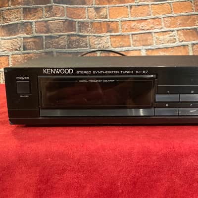 Kenwood KT-57 Stereo Tuner image 2