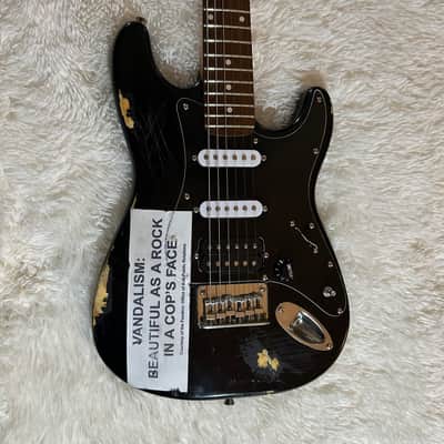 Kurt Cobain Vandalism Stratocaster Replica - 35" Mini Guitar - Reliced image 1