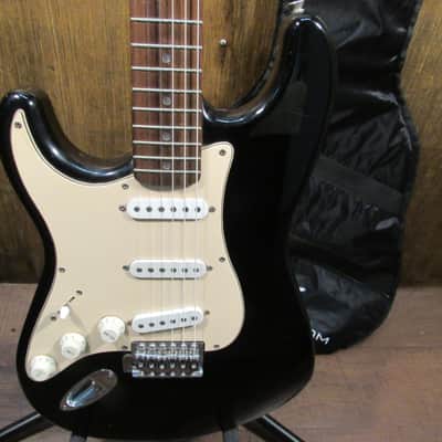 Fender Squier Stratocaster Standard Series Lefty - Black With Gig Bag image 1