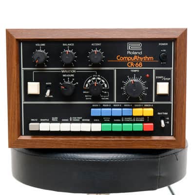 Roland CR-68 CompuRhythm, in Good condition.