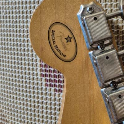 Fender Limited Edition Roadworn Vintera 60s 2022 - Nitrocellulose CAR image 6